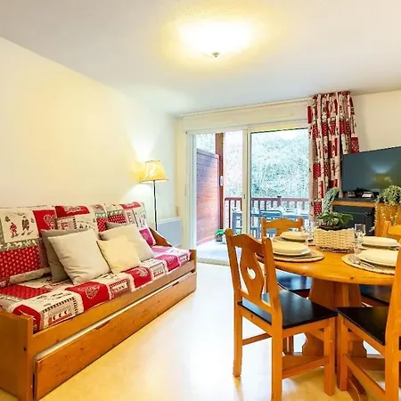 St Lary Village T2 4p Lumineux - Piscine - Balcon - Parking *