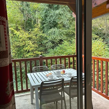 St Lary Village T2 4p Lumineux - Piscine - Balcon - Parking * 圣拉里苏朗