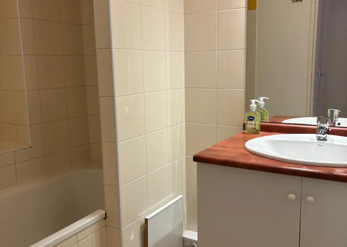 St Lary Village T2 4p Lumineux - Piscine - Balcon - Parking Appartement Saint-Lary-Soulan