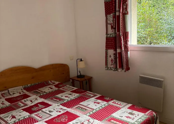 公寓 St Lary Village T2 4p Lumineux - Piscine - Balcon - Parking 圣拉里苏朗